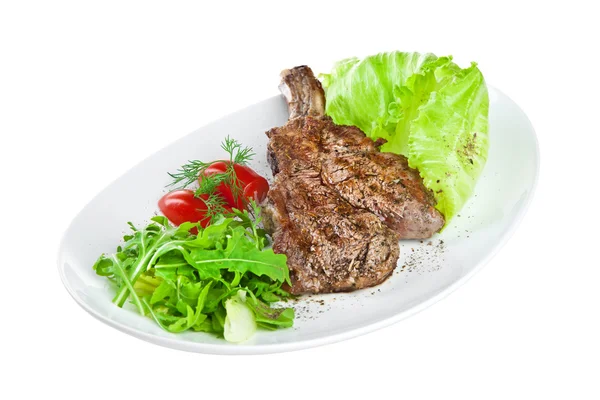 Gebraden kalfsvlees op de witte — Stockfoto