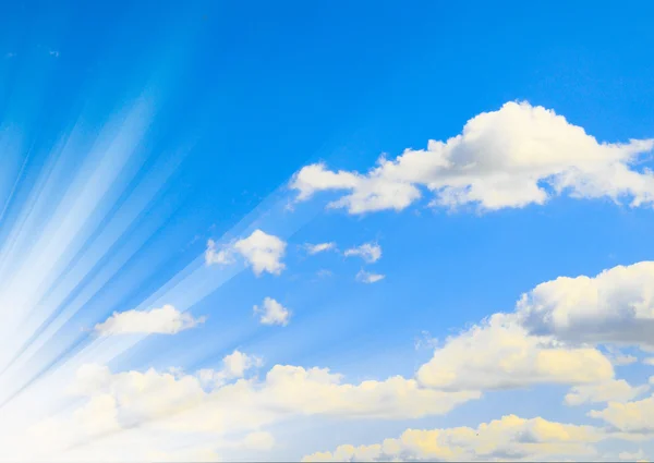 Beautiful sky with white clouds. — Stock Photo, Image