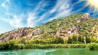 Likya kaya mezarları. Dalyan, Türkiye.