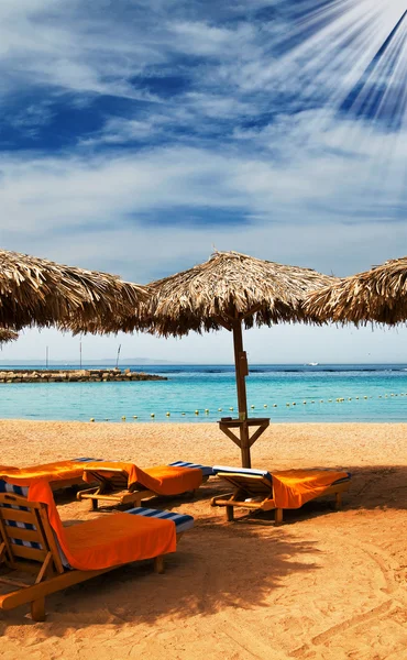 Splendida spiaggia solare in Egitto . — Foto Stock