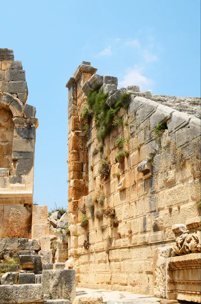 Ruiny starożytnego teatru w myra, Turcja. — Zdjęcie stockowe