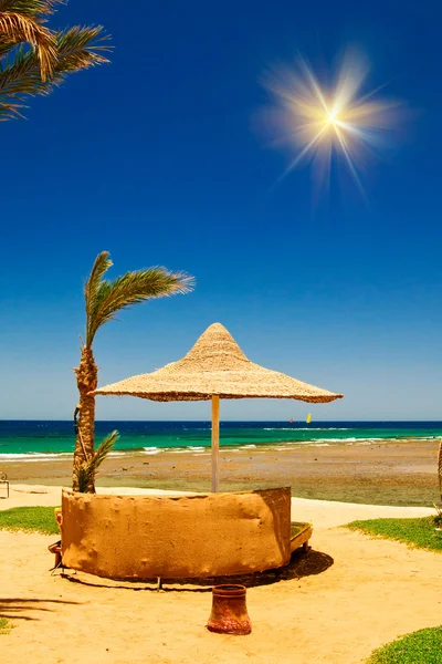 Красивый тропический пляж в Египте . — стоковое фото