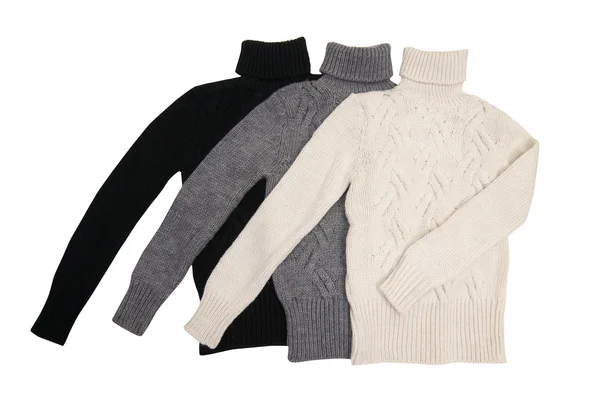 Trzy nowoczesne swetry na biały. — Zdjęcie stockowe