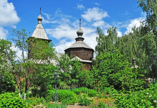 무, 러시아 세르게이 radonezhsky의 고 대 목조 교회 — 스톡 사진