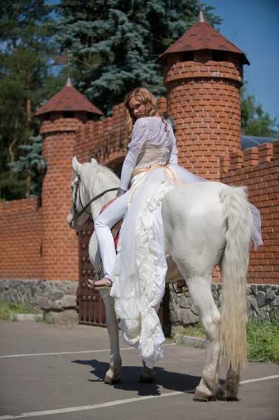 Femme cheval de mode — Photo