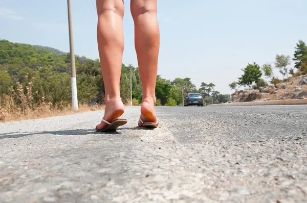 Weibliche Füße — Stockfoto