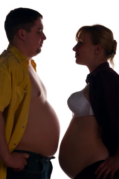 Lyckliga gravida par — Stockfoto