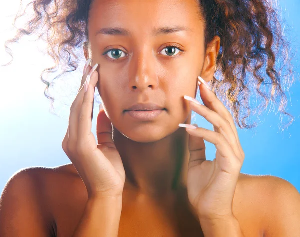 Beautiful mulatto woman — Stock Photo, Image