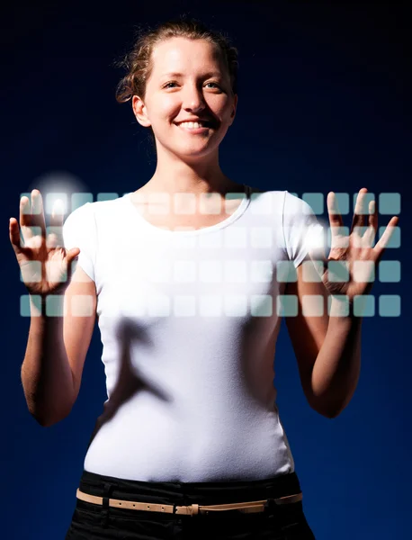 Tippen auf virtueller Tastatur — Stockfoto