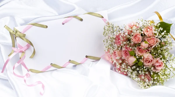 美しい花束とカード テキストの — ストック写真