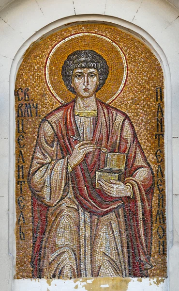 Icon of Saint Pantaleon — Stock Photo, Image