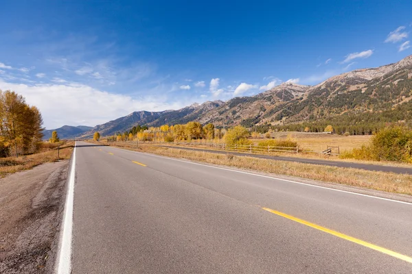 Road in grand tetons — Stock Photo, Image