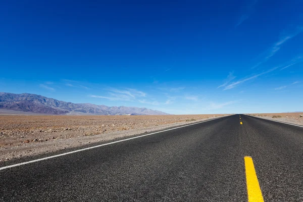 Estrada em Death Valley — Fotografia de Stock