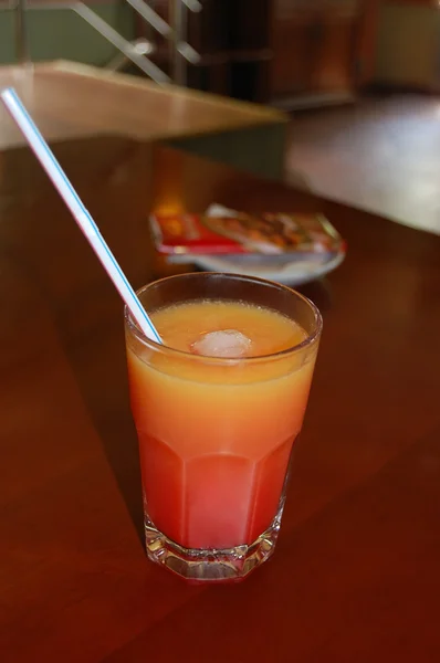 Een glas cocktail receptie — Stockfoto