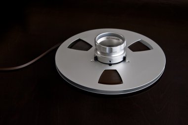 Vintage metal ses reel