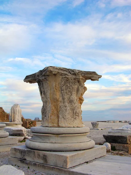Ερείπια της αρχαίας πόλης, πλευρά, Τουρκία — Φωτογραφία Αρχείου