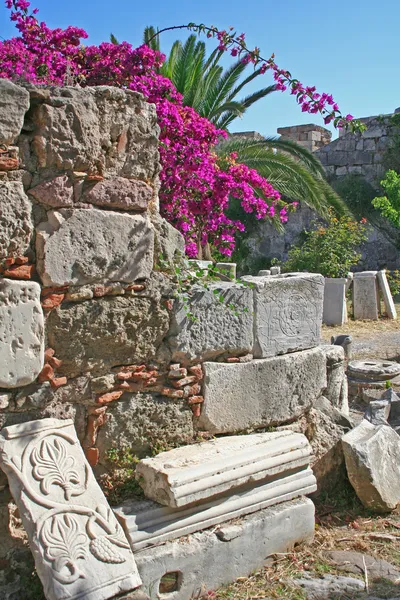 Greece. Kos island. The ruins of castle of the Knights — Stock Photo, Image