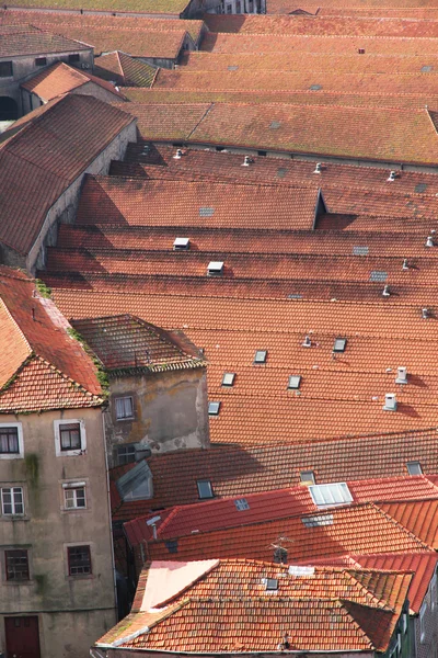 Portugal. Porto stad. daken — Stockfoto