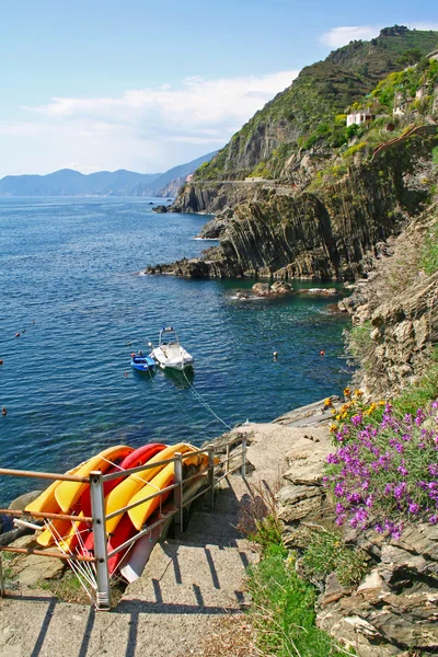 意大利。五渔村渔村海岸线 — 图库照片