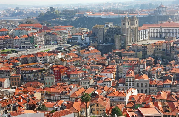 Portugal. Porto. Luchtfoto uitzicht over de stad — Stockfoto