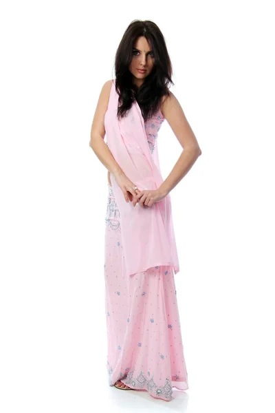 Młoda kobieta w sari sukienka — Zdjęcie stockowe
