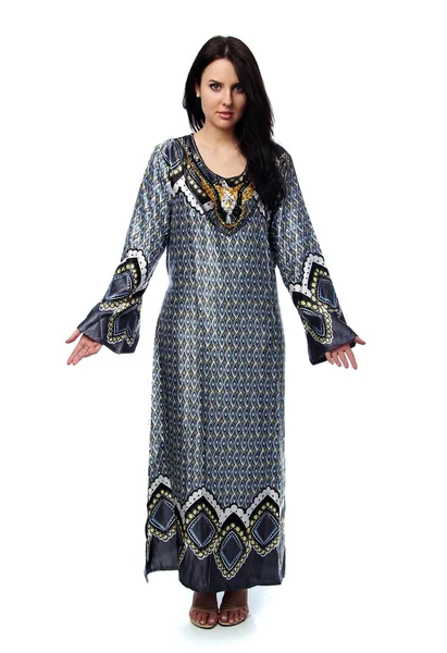 Junge Frau im Sari-Kleid — Stockfoto