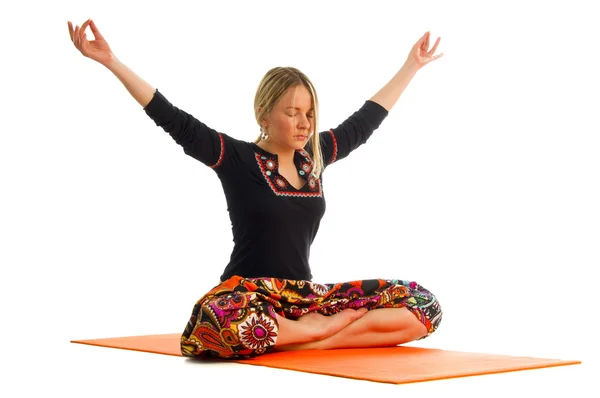 Kin mudra in siddhasana yoga pose — Stockfoto