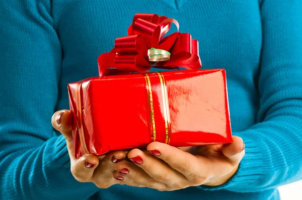 Girl with present box in hand — Stock Photo, Image