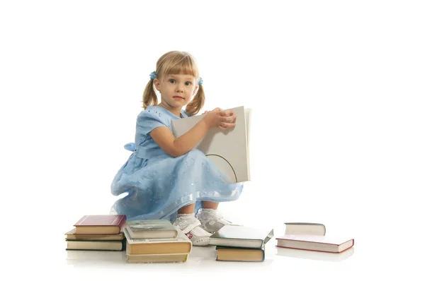 Κορίτσι με στοίβα βιβλίων — Φωτογραφία Αρχείου