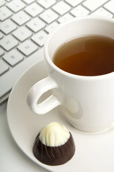 ビジネスお茶のカップのある静物 — ストック写真