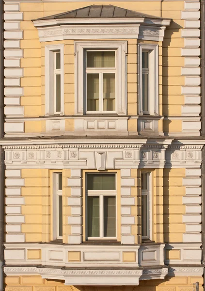 Vista exterior de fachada — Foto de Stock