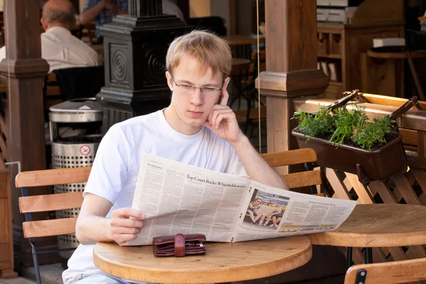Morning coffee and newspaper — Stock Photo, Image