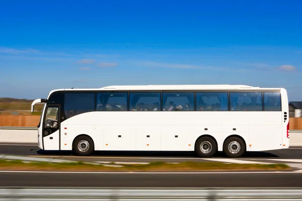 Autobus in movimento — Foto Stock