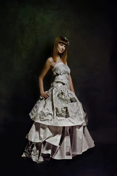 Χάρτινο φόρεμα — Φωτογραφία Αρχείου