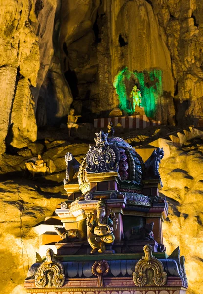 Standbeeld van god op batu caves, kuala lumpur, Maleisië — Stockfoto