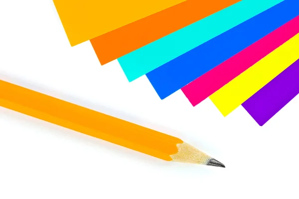Különböző színű papír és a ceruza — Stock Fotó