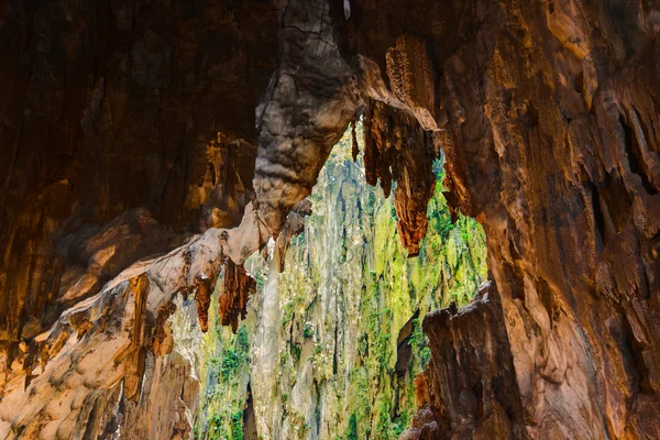 Пещеры Бату в Куала-Лумпуре — стоковое фото