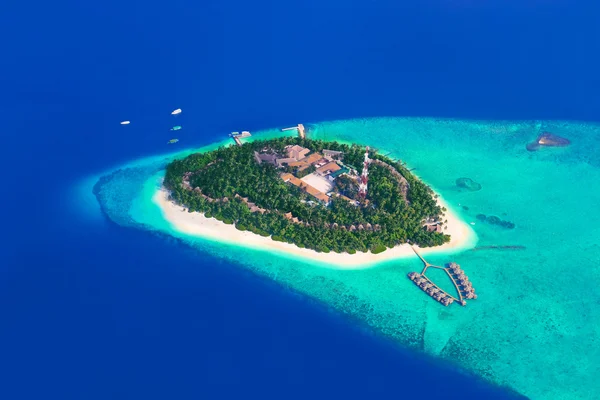 Τροπικό νησί σε Μαλδίβες — Φωτογραφία Αρχείου