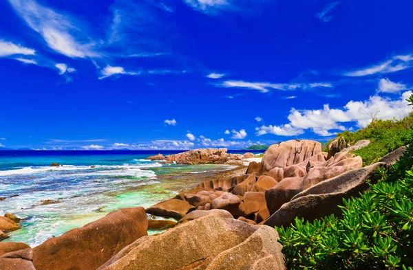 Spiaggia tropicale alle Seychelles — Foto Stock