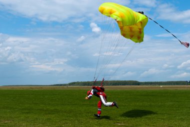 Parachuter clipart