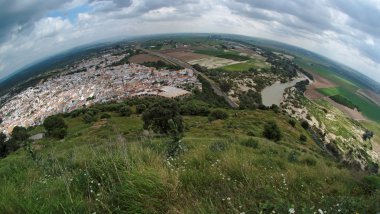 İspanyol şehir almodovar del rio balıkgözü görünümü