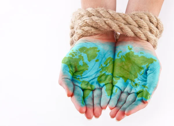 Mundo pintado en las manos — Foto de Stock