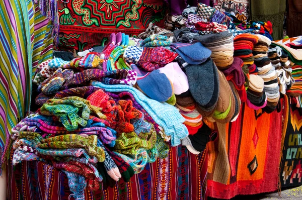 Farbenfroher Stoff aus Peru — Stockfoto