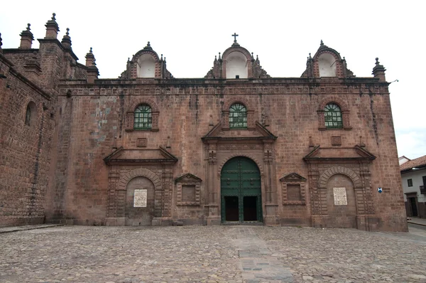 Kathedraal van het belangrijkste plein van cusco — Stockfoto