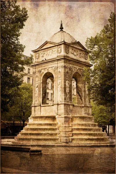 Fontana degli innocenti a Parigi, Francia — Foto Stock