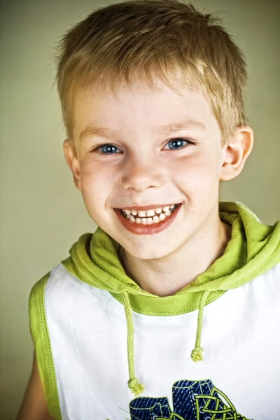 幸せな少年 — ストック写真
