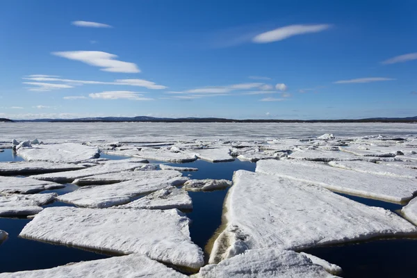 Bahar deniz buz yok — Stok fotoğraf