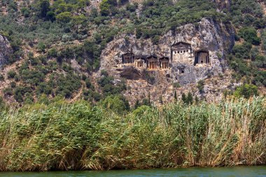 Dalyan mezarlar, Türkiye