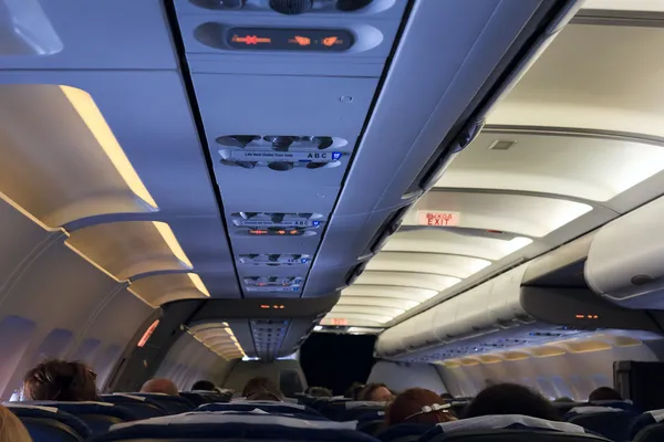 De cabine van de passagier van het vliegtuig — Stockfoto