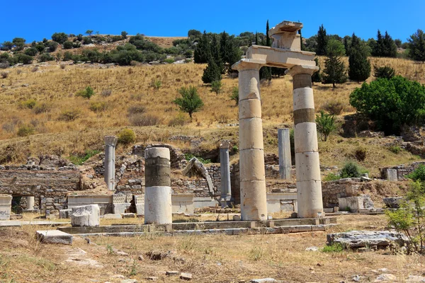 Colunas em Éfeso, Turquia — Fotografia de Stock